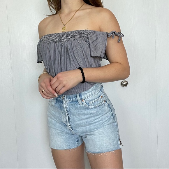 Striped Off The Shoulder Blouse - Picture 1 of 3